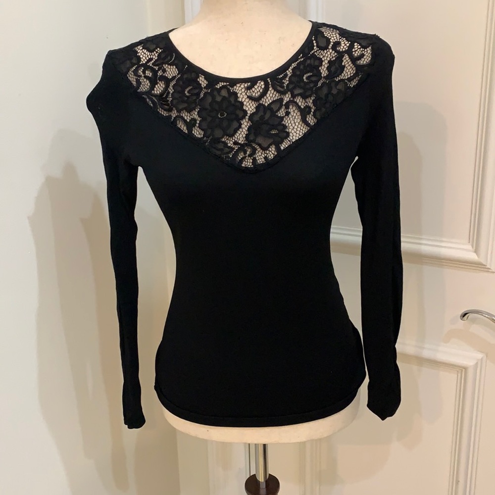 White House black market lacy Xs black cutout top